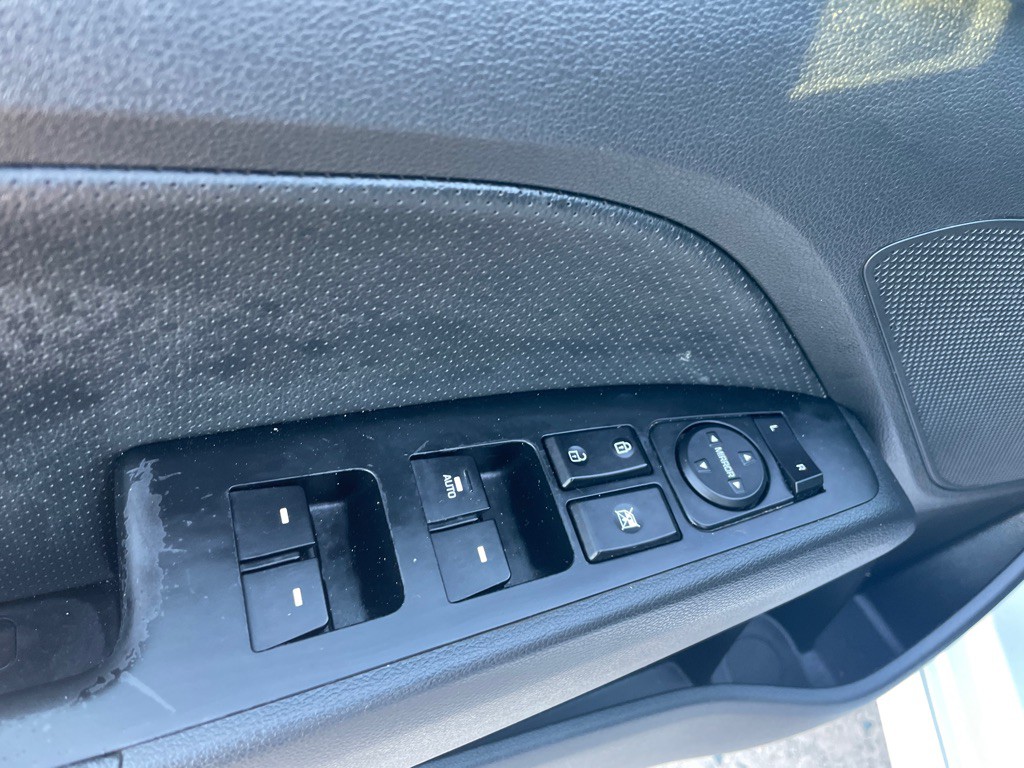 2017 Hyundai Elantra Image 15