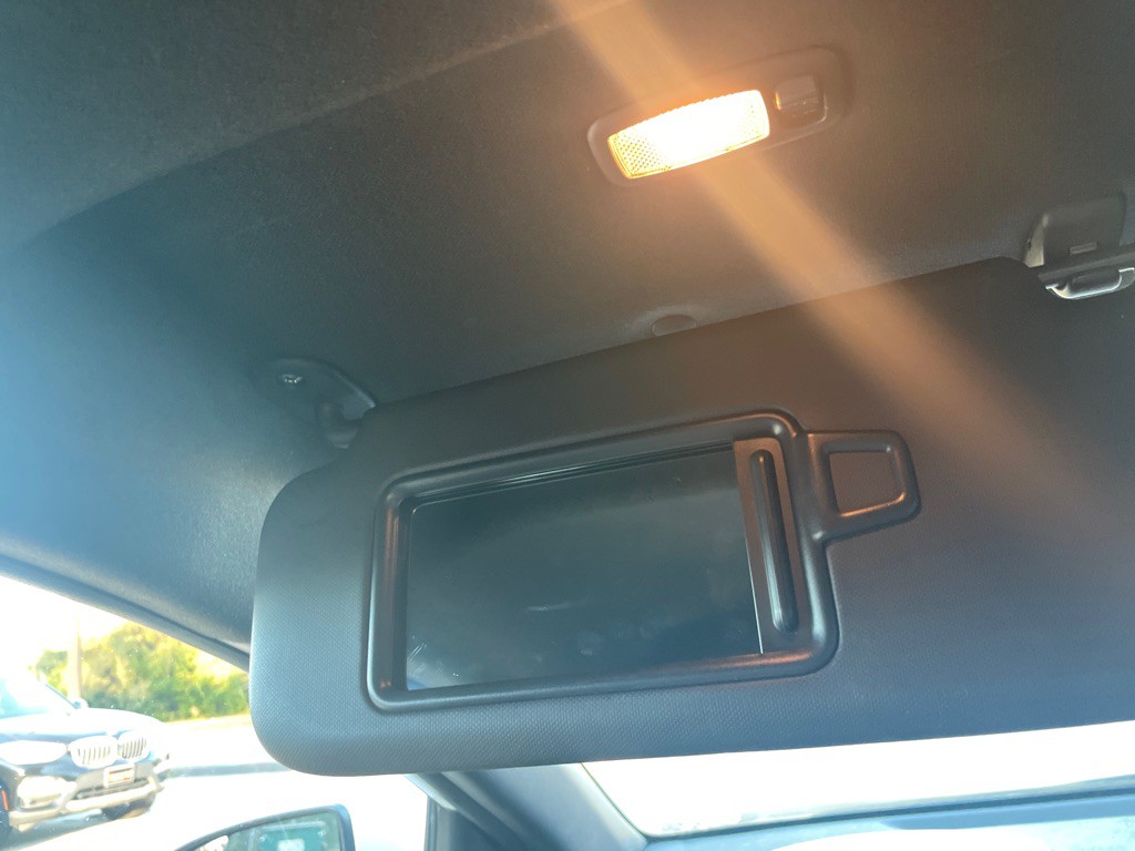 2017 Hyundai Elantra Image 25