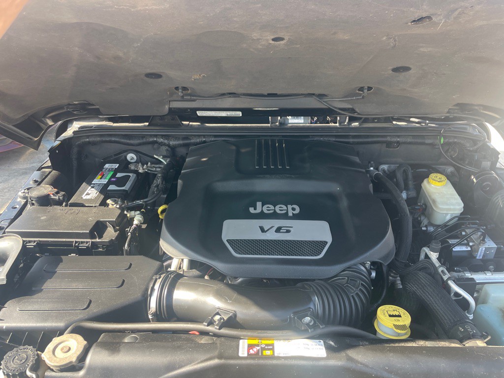 2014 Jeep Wrangler Image 10