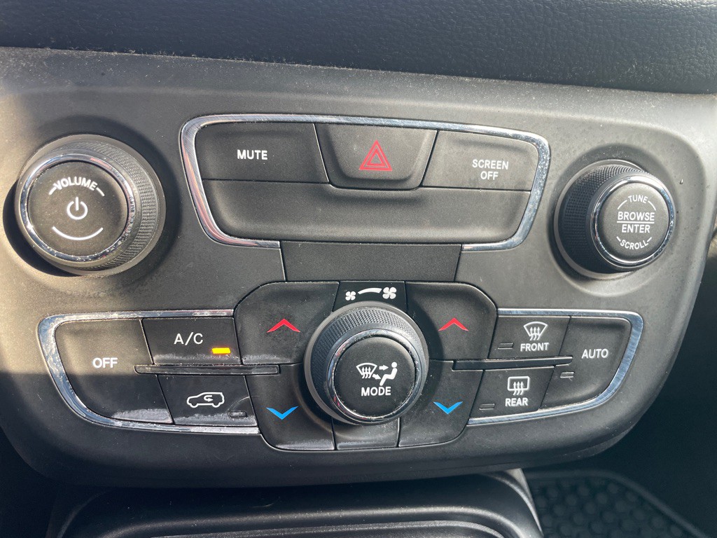 2020 Jeep Compass Image 26