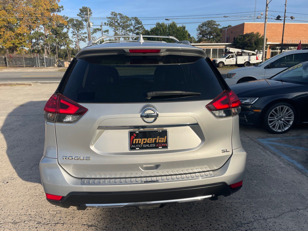 2017 Nissan Rogue Image 6