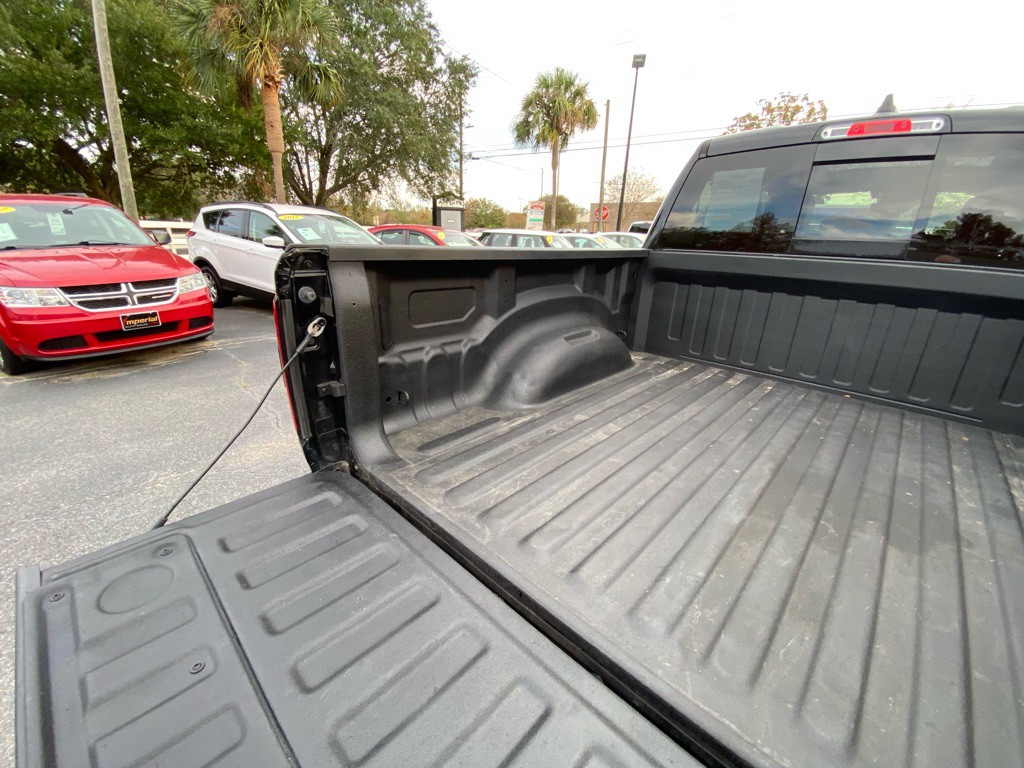 2021 RAM 1500 Image 9