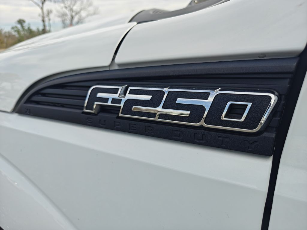 2016 Ford F-250 Image 13