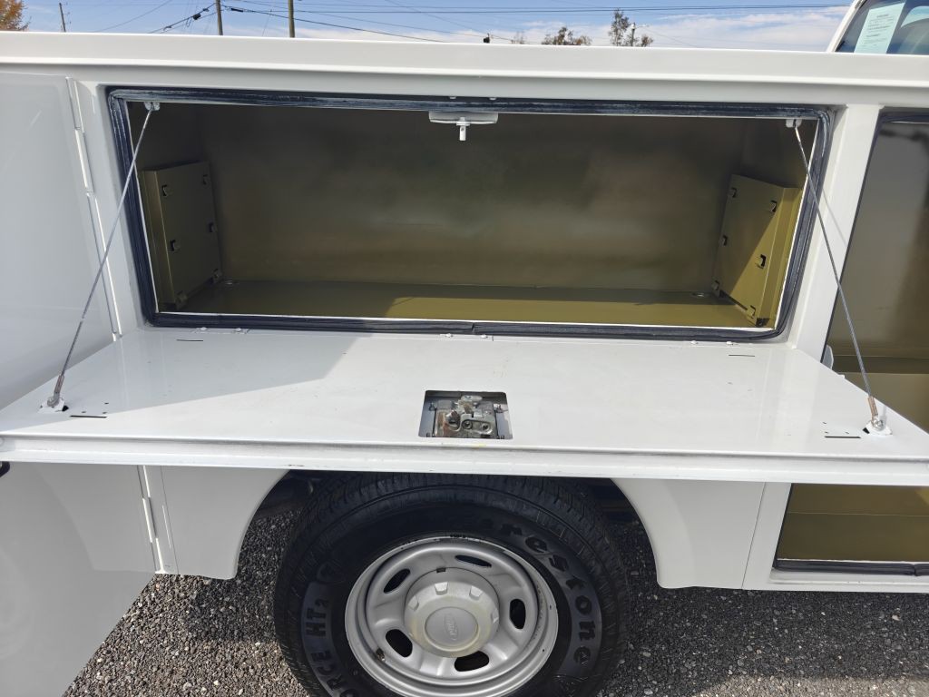 2016 Ford F-250 Image 22