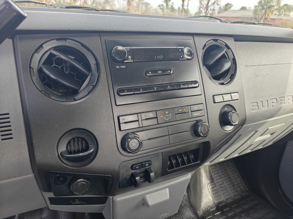 2016 Ford F-250 Image 28