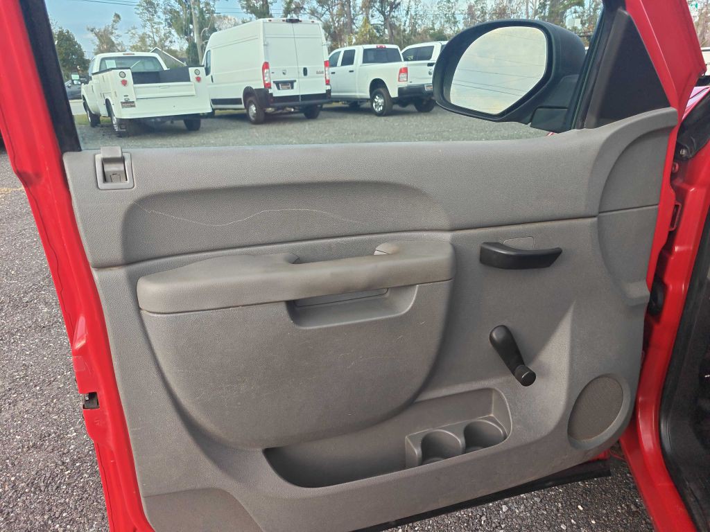 2010 Chevrolet Silverado 1500 Image 13