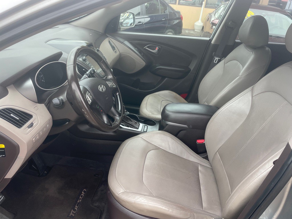 2014 Hyundai Tucson Image 13