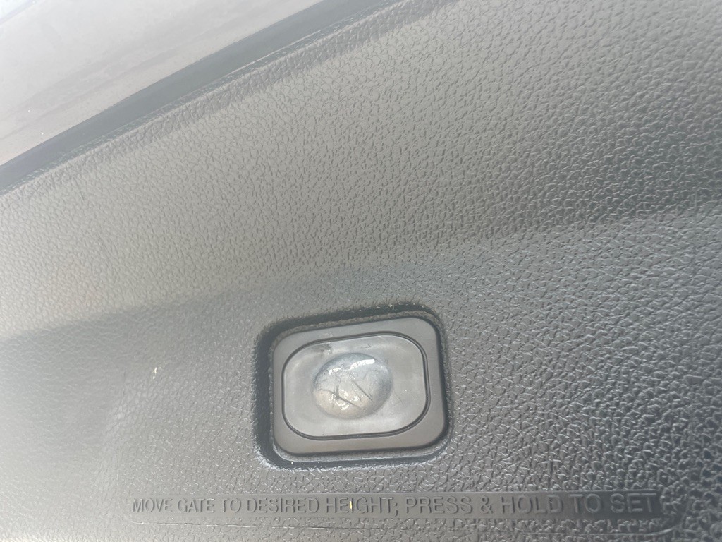 2018 Ford Explorer Image 17