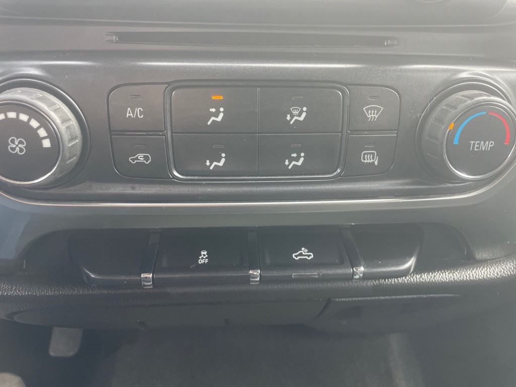 2014 Chevrolet Silverado 1500 Image 19