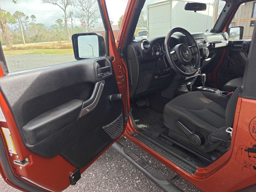 2014 Jeep Wrangler Image 7