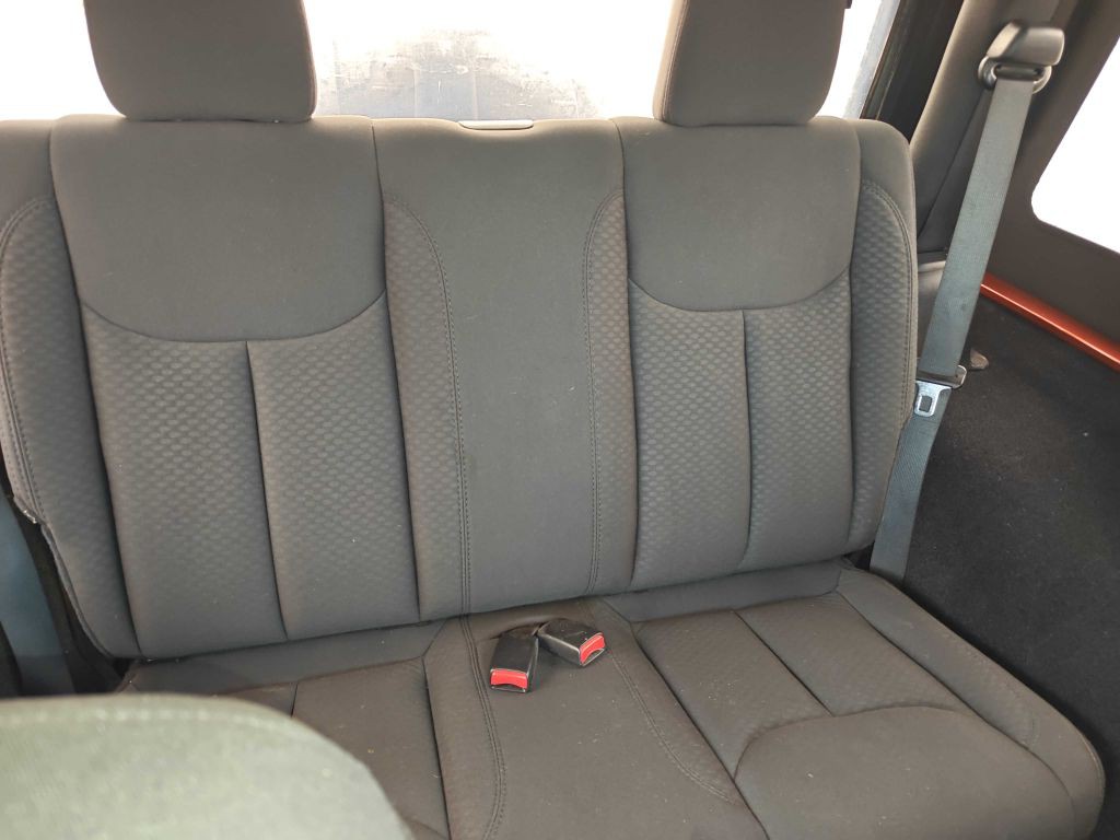 2014 Jeep Wrangler Image 22