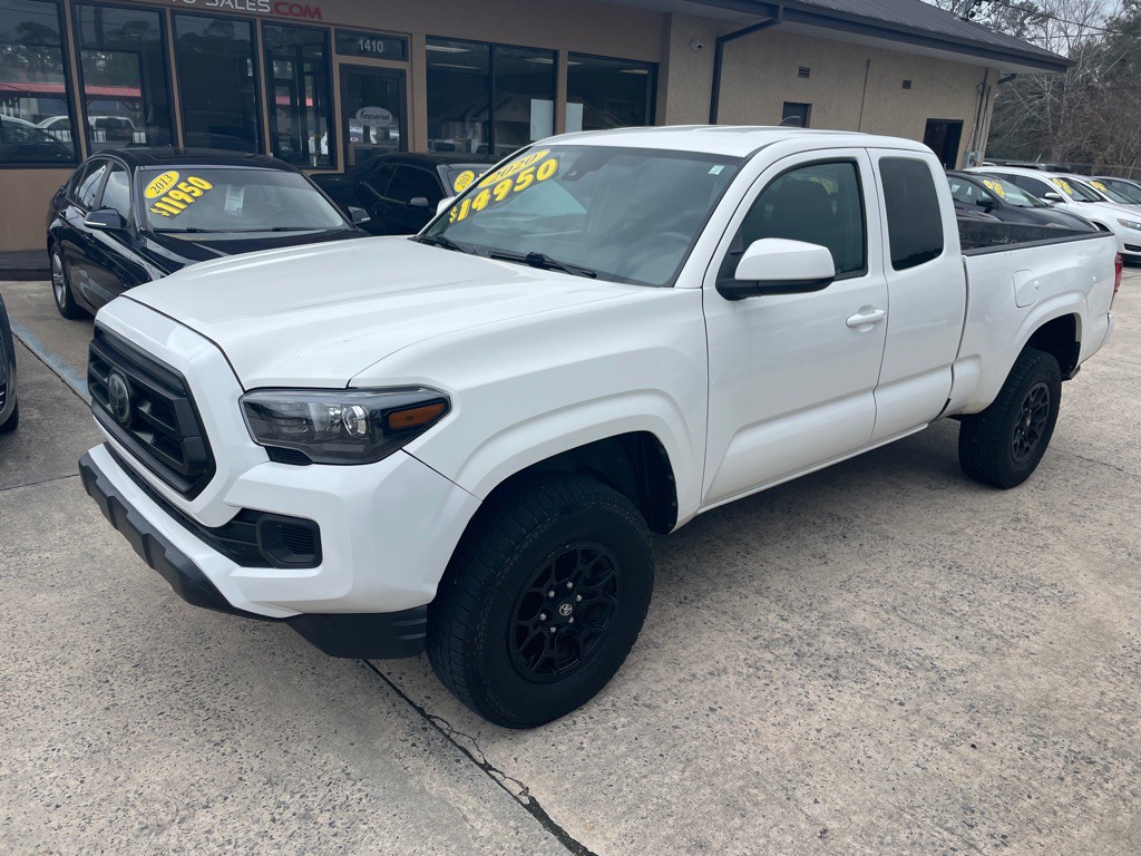 2020 Toyota Tacoma Image 1