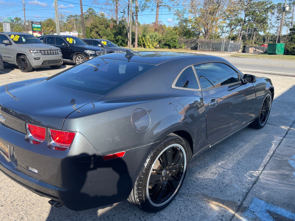2011 Chevrolet Camaro Image 5