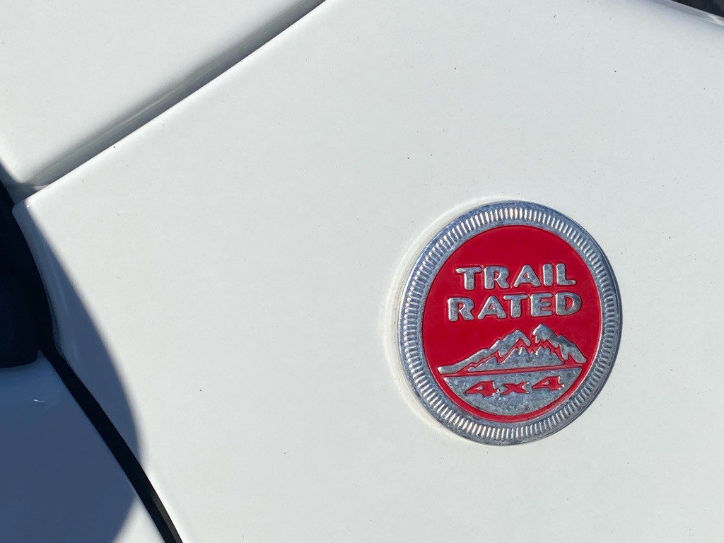 2017 Jeep Cherokee Image 12