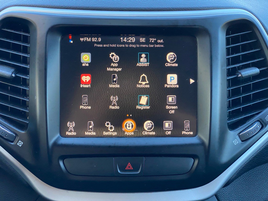 2017 Jeep Cherokee Image 25