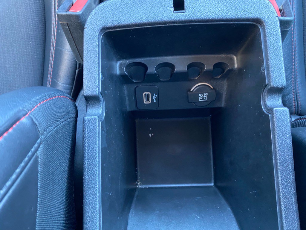 2017 Jeep Cherokee Image 32