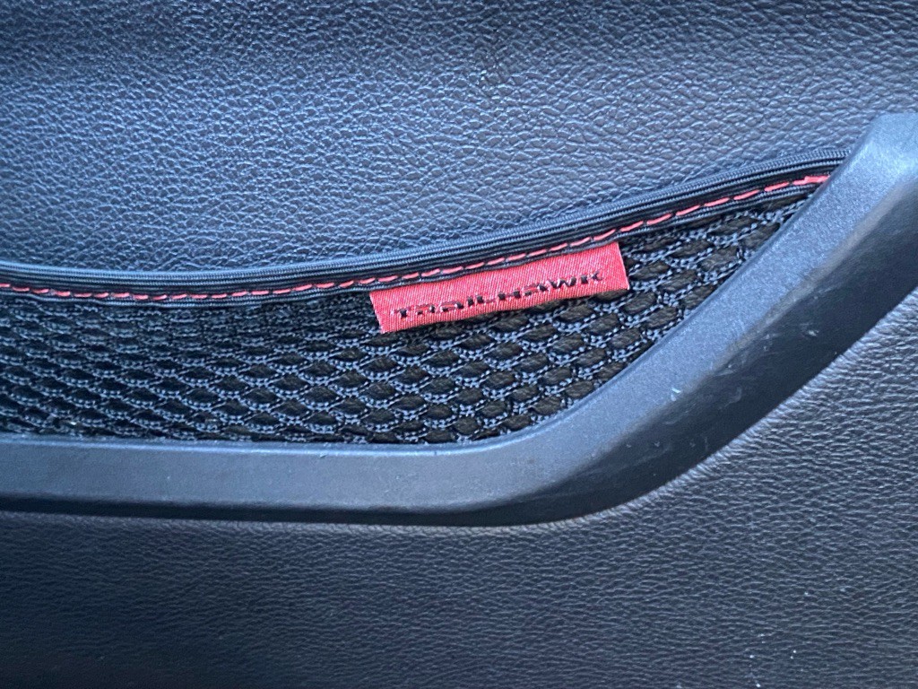 2017 Jeep Cherokee Image 46