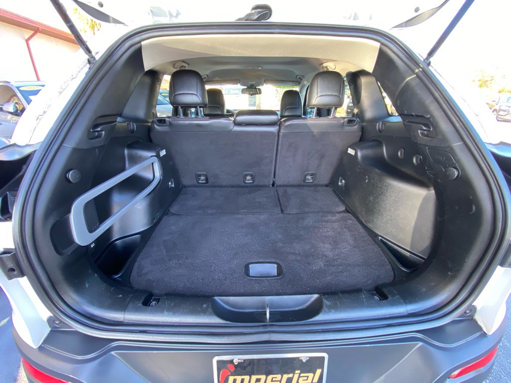 2017 Jeep Cherokee Image 58