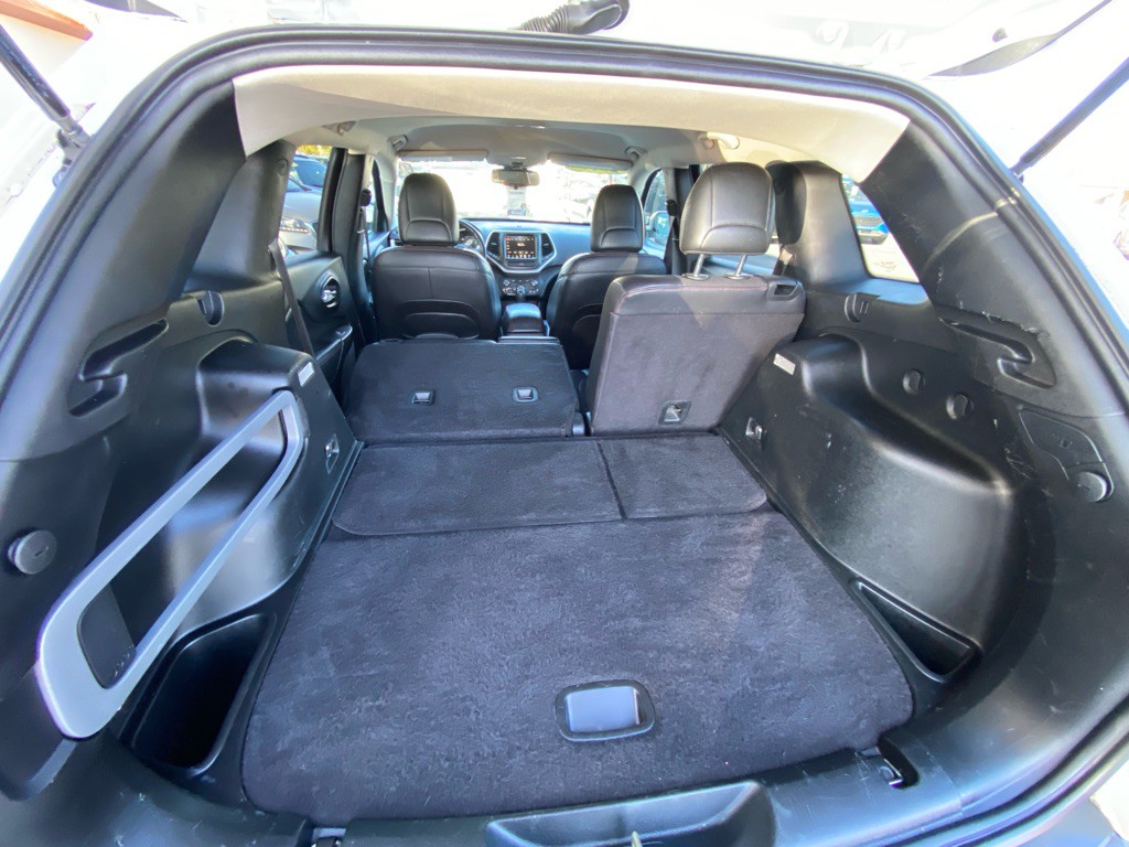 2017 Jeep Cherokee Image 61