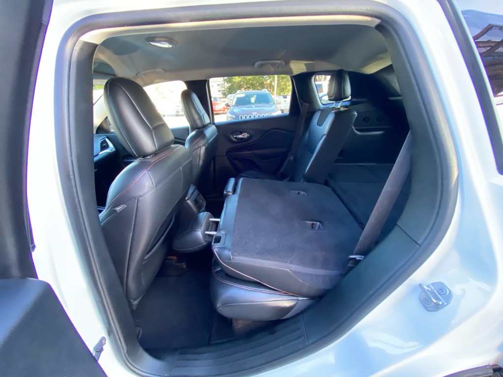 2017 Jeep Cherokee Image 63