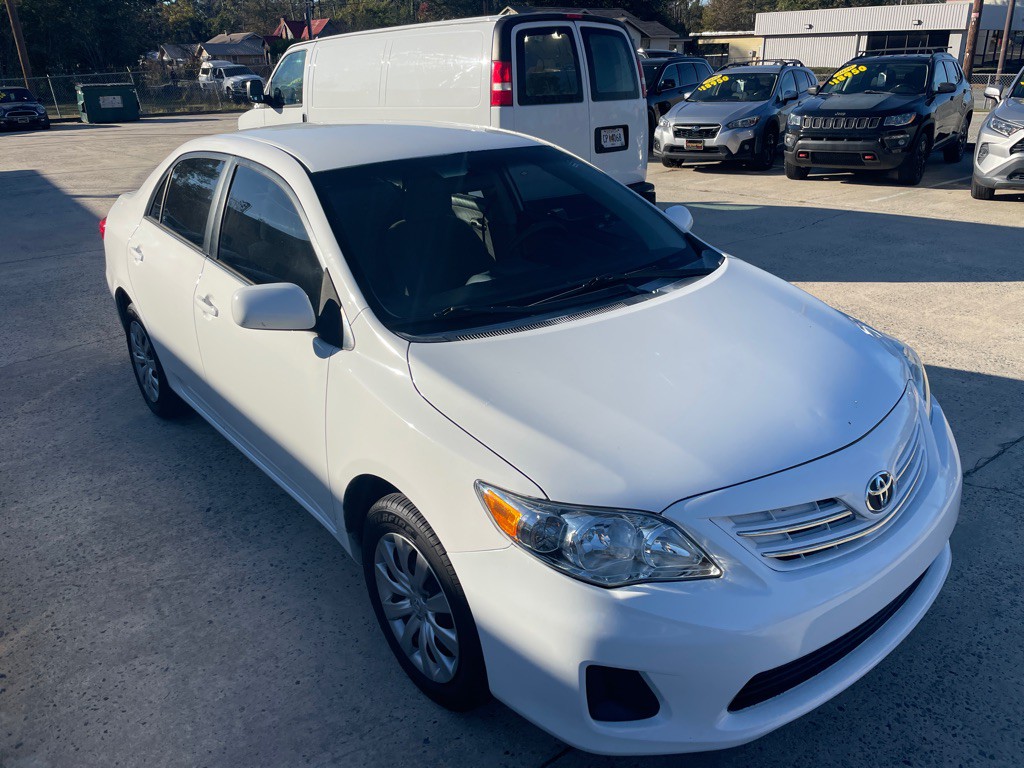 2013 Toyota Corolla Image 4