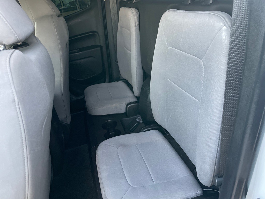 2016 Chevrolet Colorado Image 12