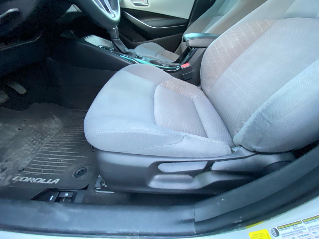 2020 Toyota Corolla Image 24