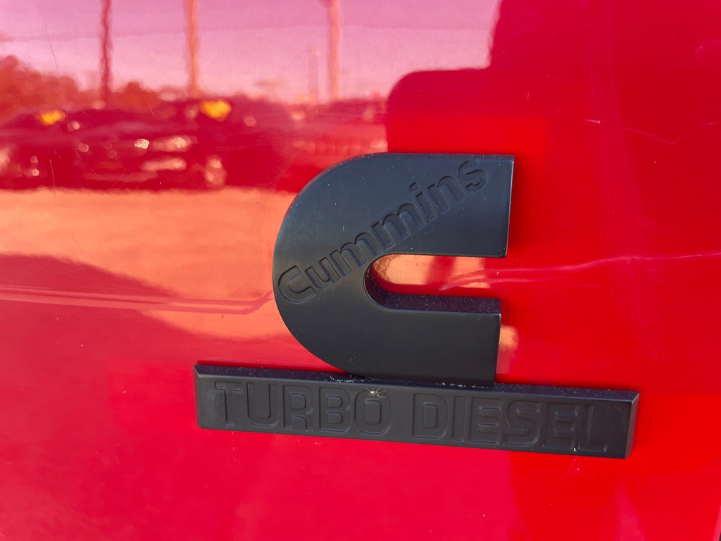 2016 RAM 3500 Image 14