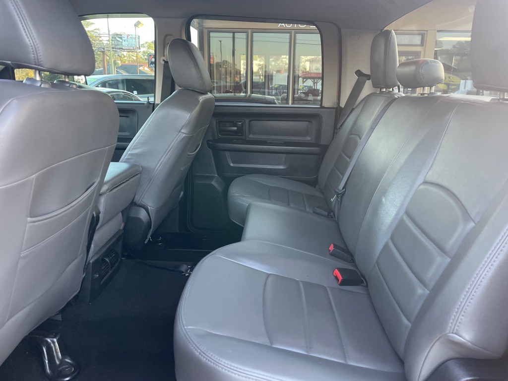 2016 RAM 3500 Image 21