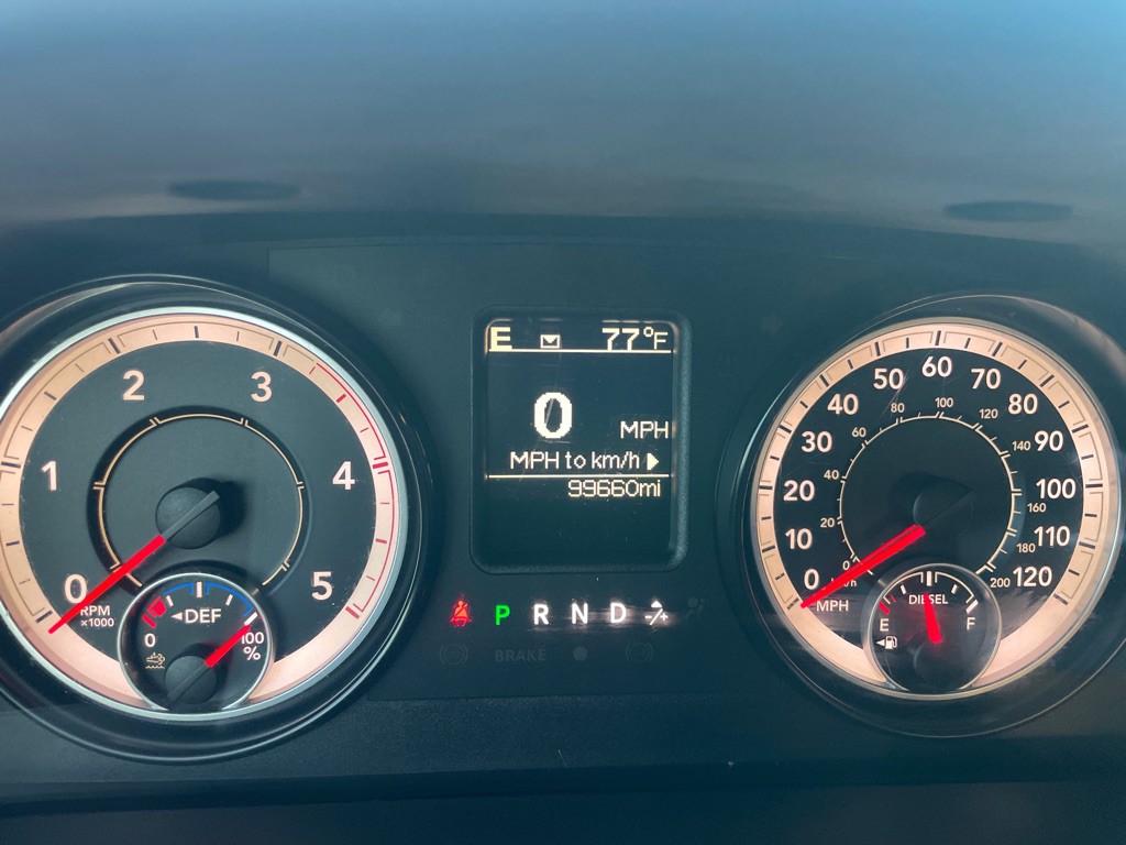 2016 RAM 3500 Image 24