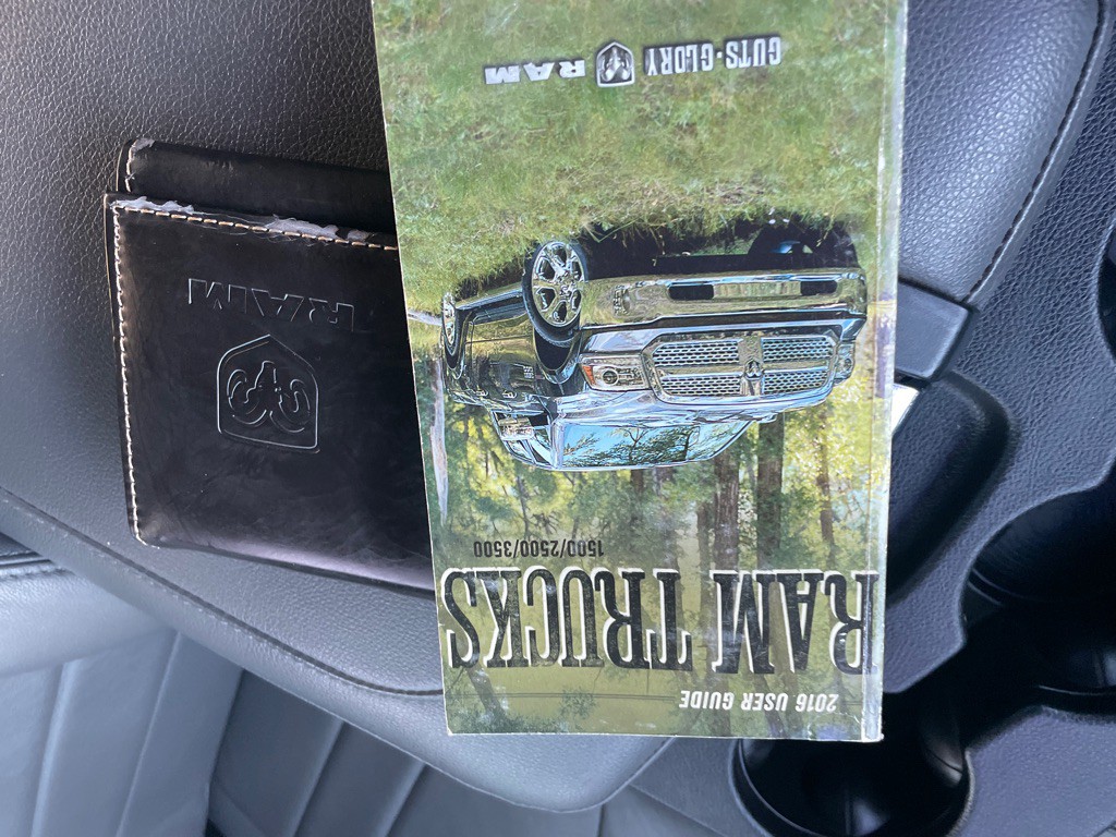 2016 RAM 3500 Image 31