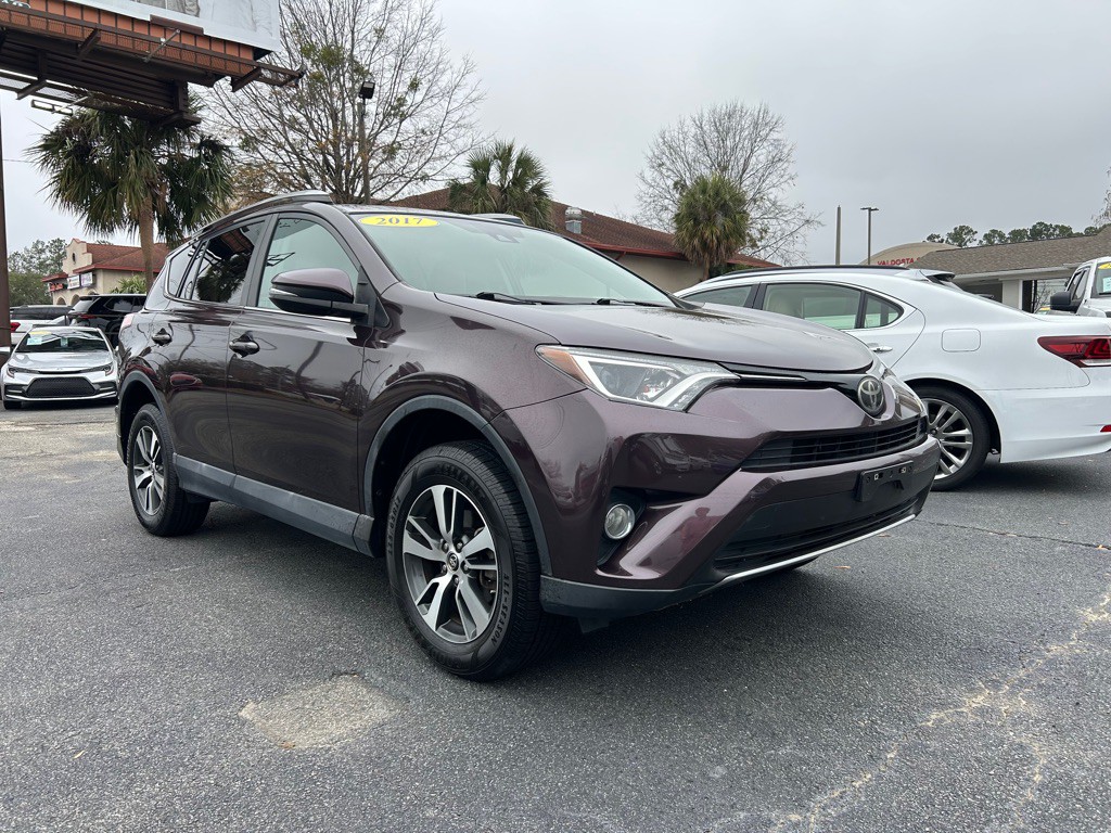 2017 Toyota Rav4 Image 4