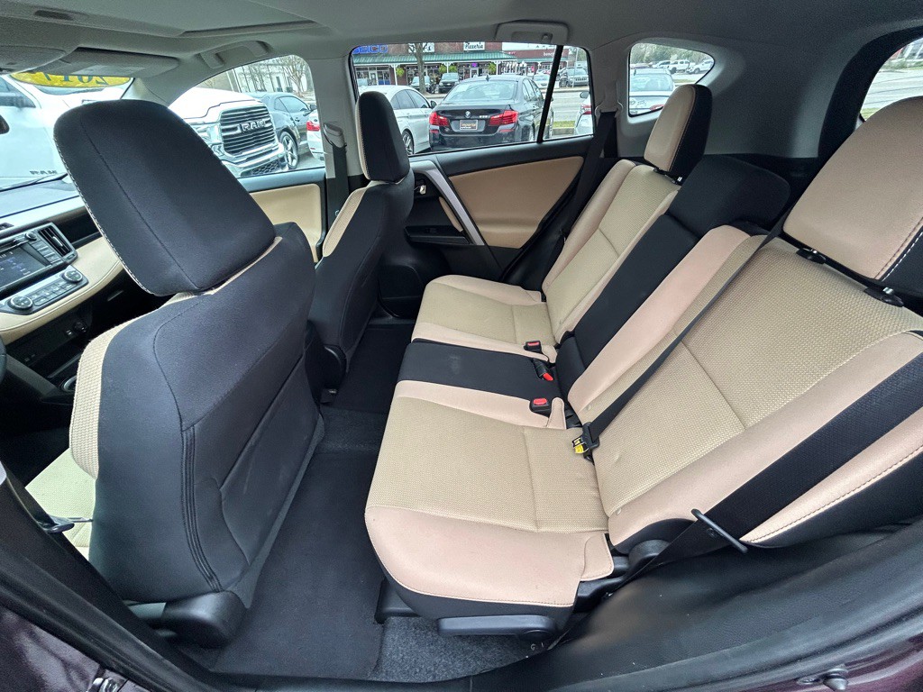 2017 Toyota Rav4 Image 29