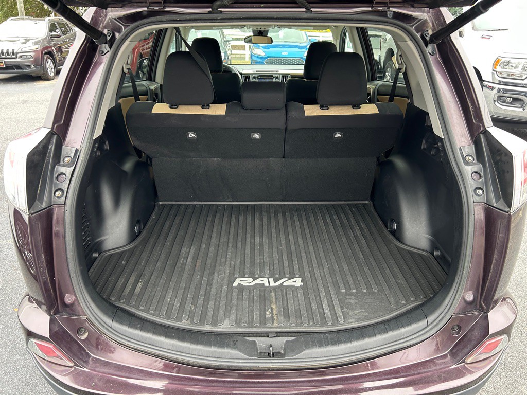 2017 Toyota Rav4 Image 30