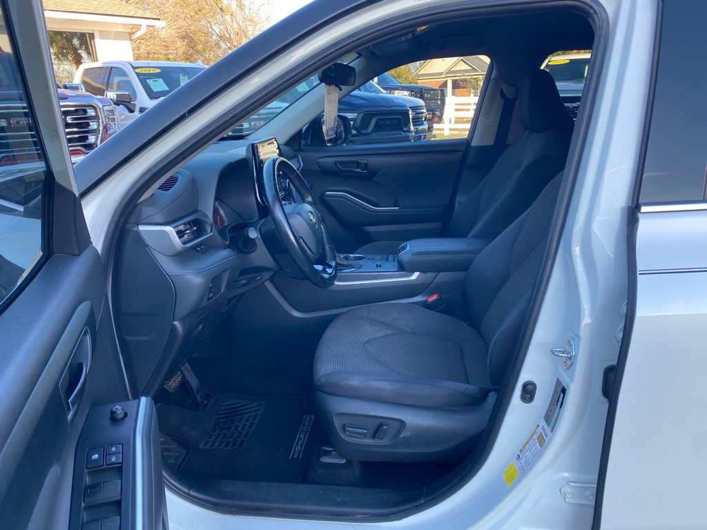 2020 Toyota Highlander Image 30