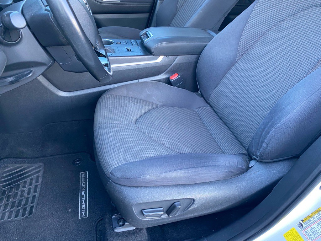 2020 Toyota Highlander Image 32