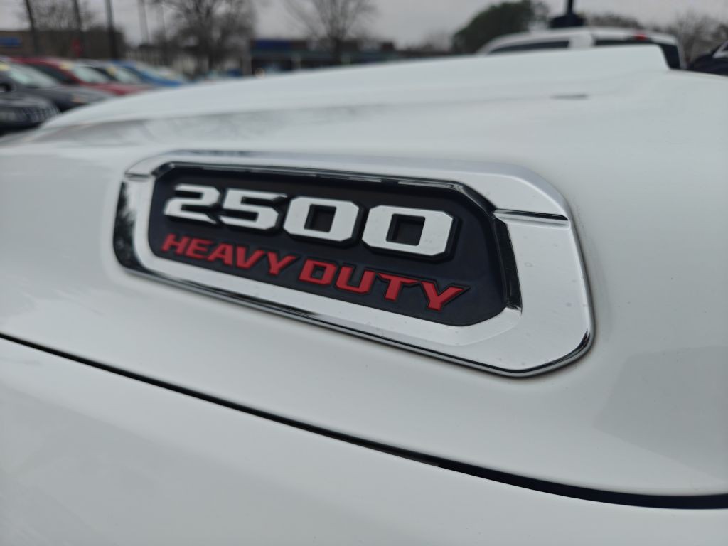 2019 RAM 2500 Image 12