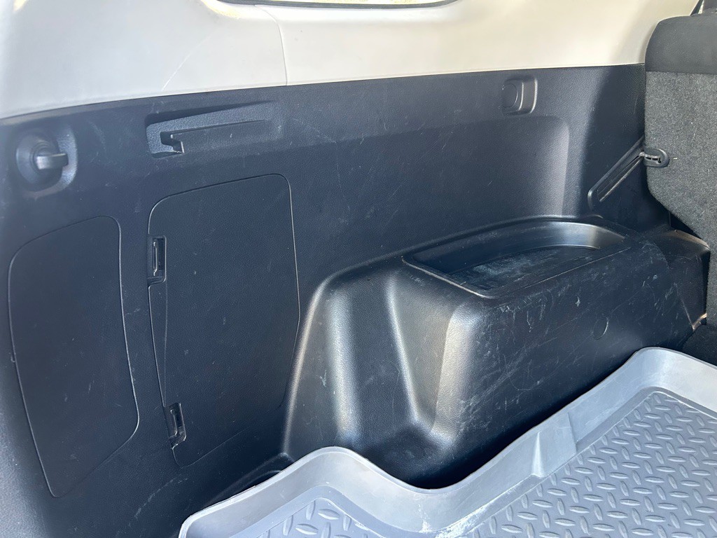 2010 Toyota 4Runner Image 28