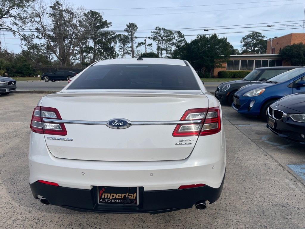 2013 Ford Taurus Image 6