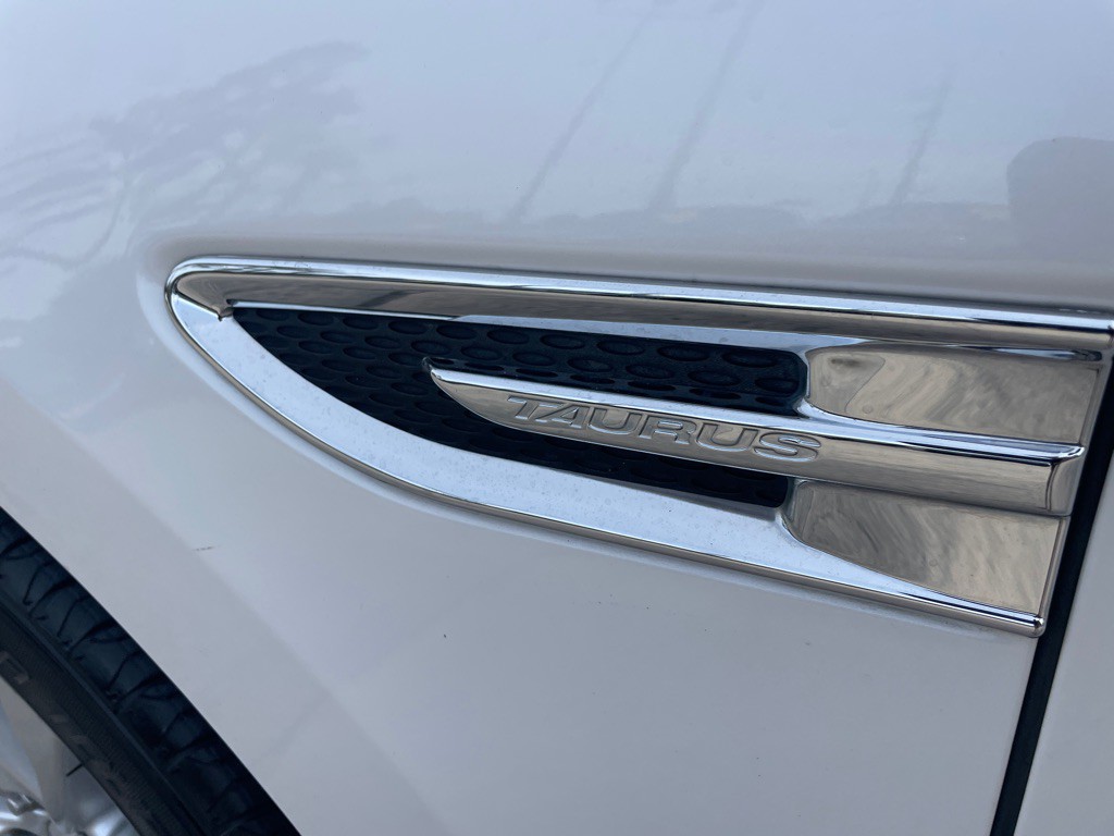 2013 Ford Taurus Image 11