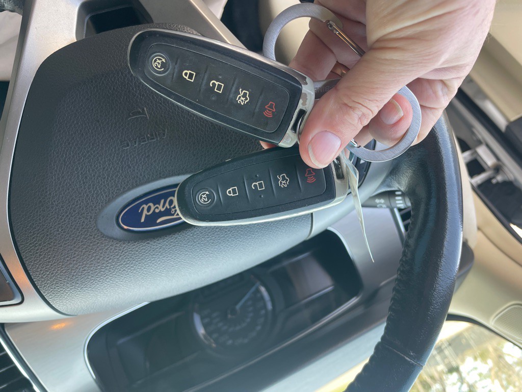 2013 Ford Taurus Image 18