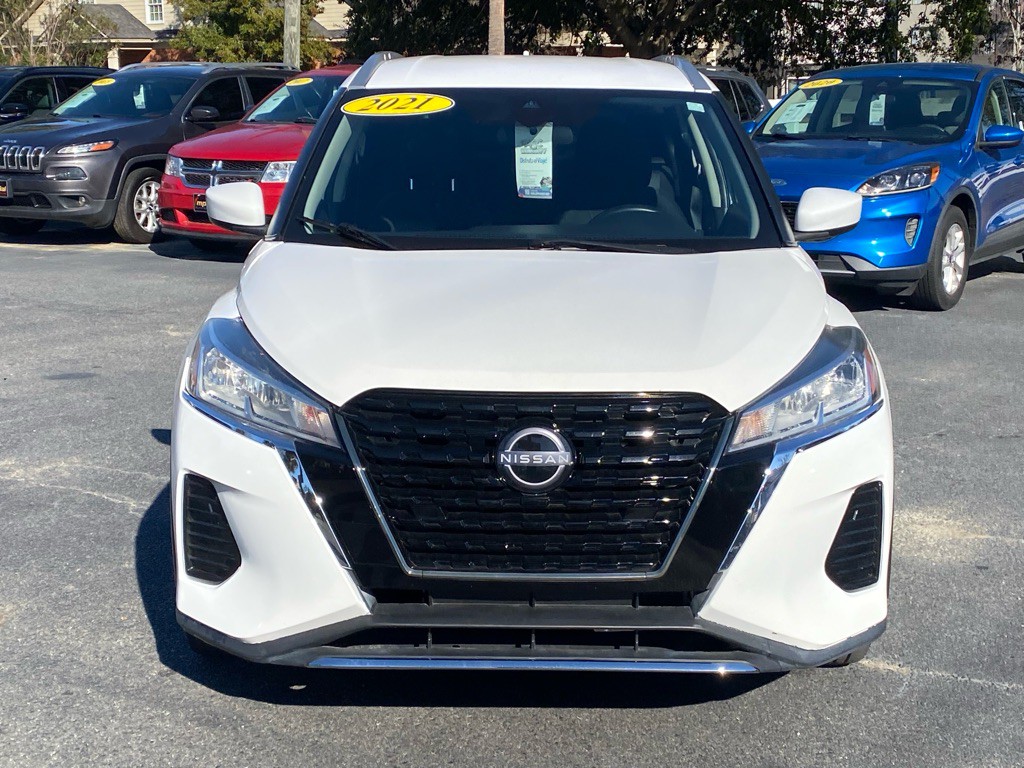 2021 Nissan Kicks Image 2
