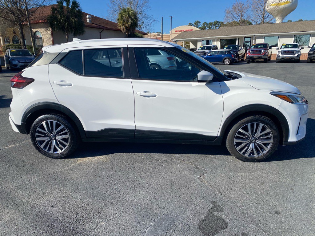 2021 Nissan Kicks Image 6