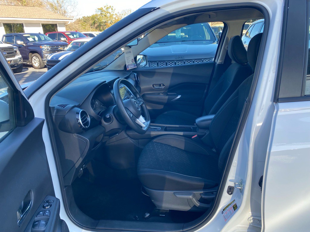 2021 Nissan Kicks Image 25