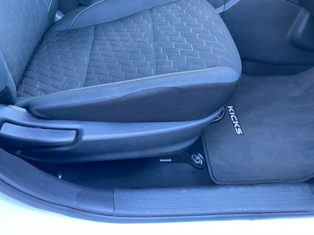 2021 Nissan Kicks Image 37
