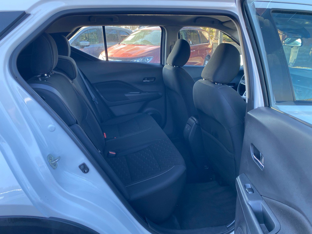 2021 Nissan Kicks Image 39