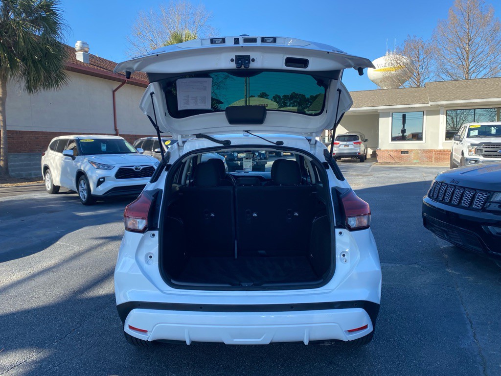 2021 Nissan Kicks Image 49