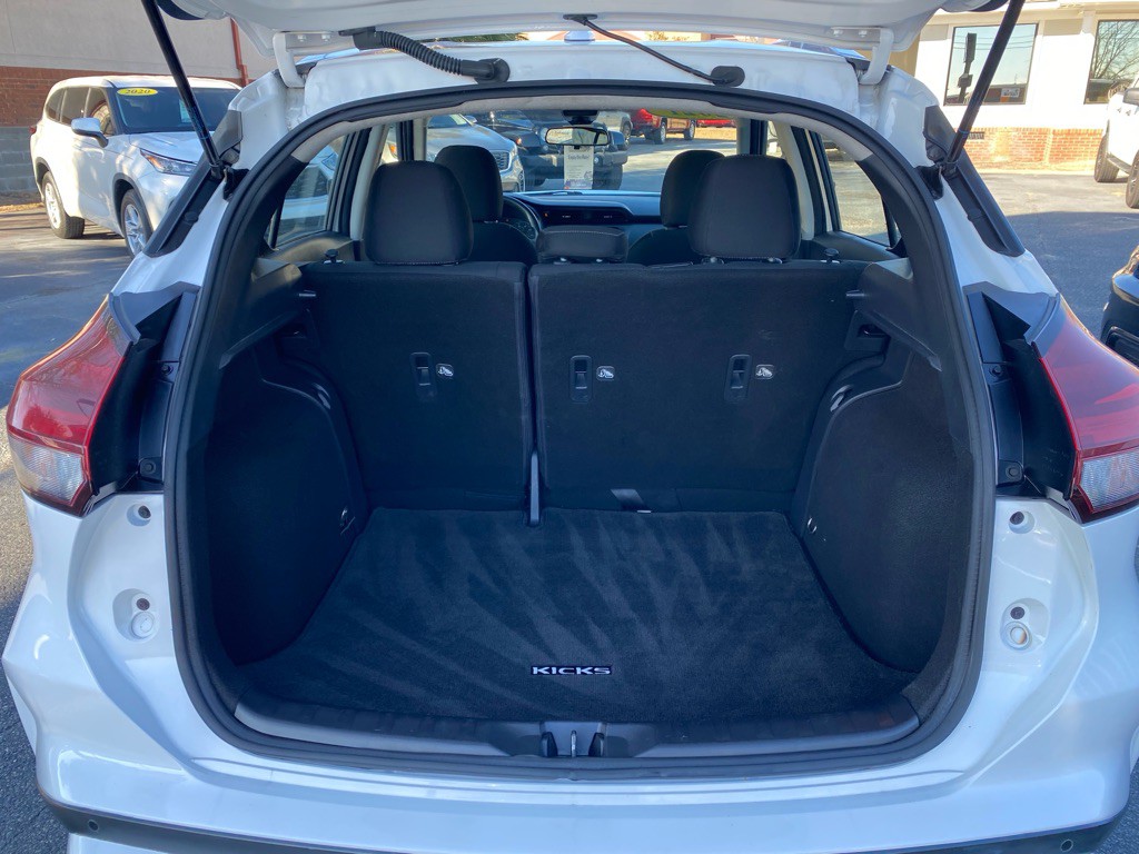 2021 Nissan Kicks Image 50