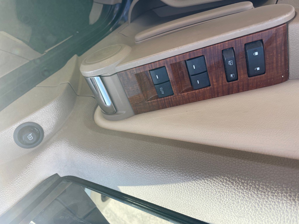 2007 Ford Explorer Image 18