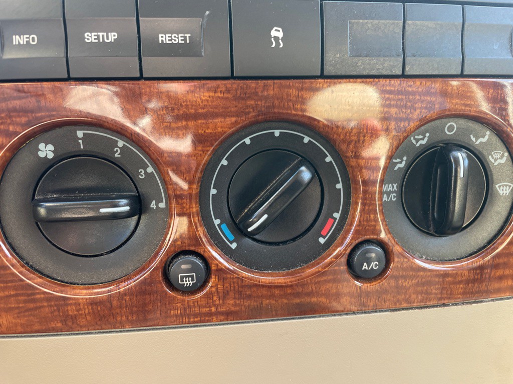 2007 Ford Explorer Image 23